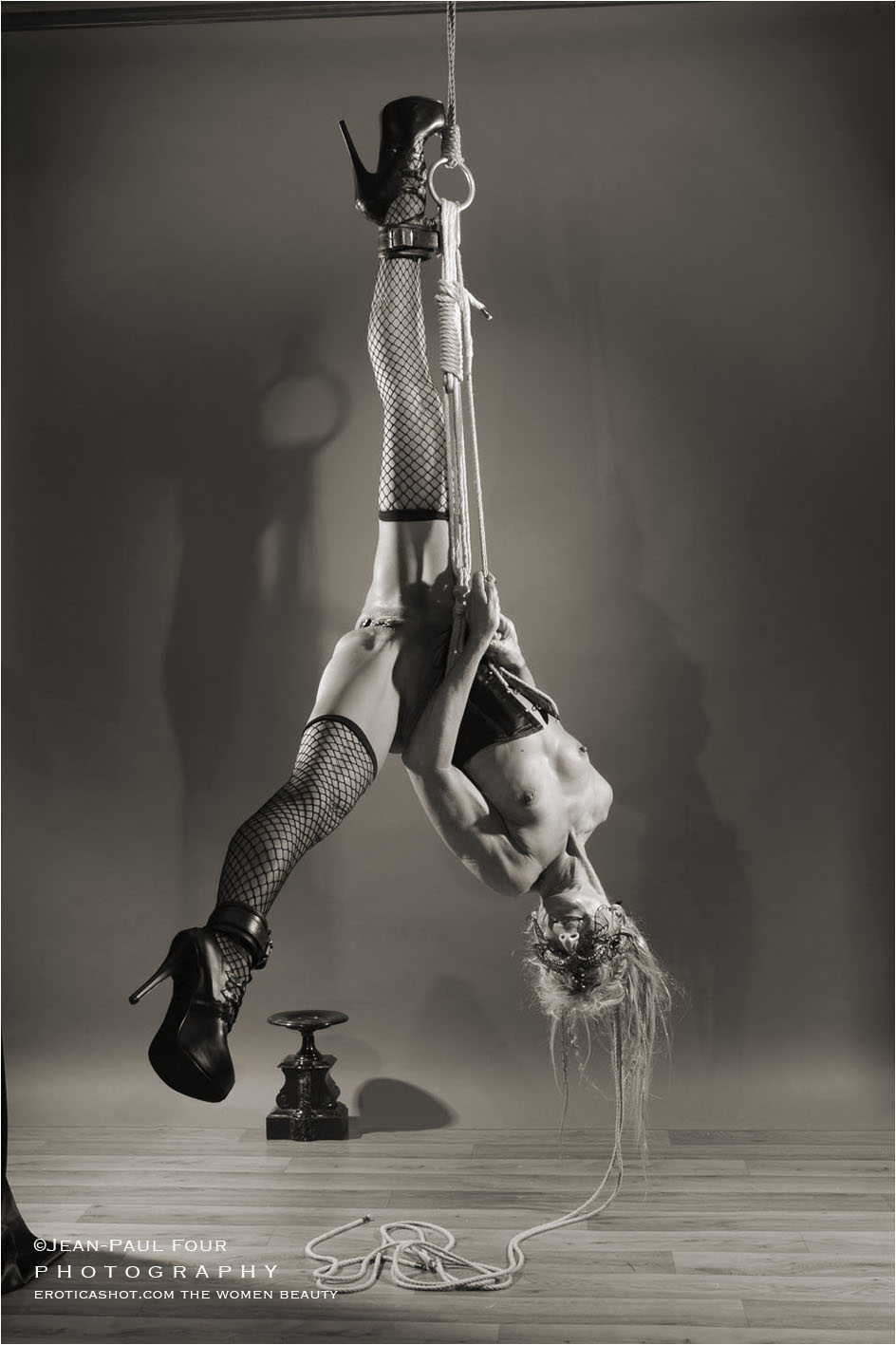 Moore, hot model, mature woman, house wife, blonde, police dressing, rosebud fucking, self suspension, pee, go to eroticashot.com pict by Jean-Paul Four