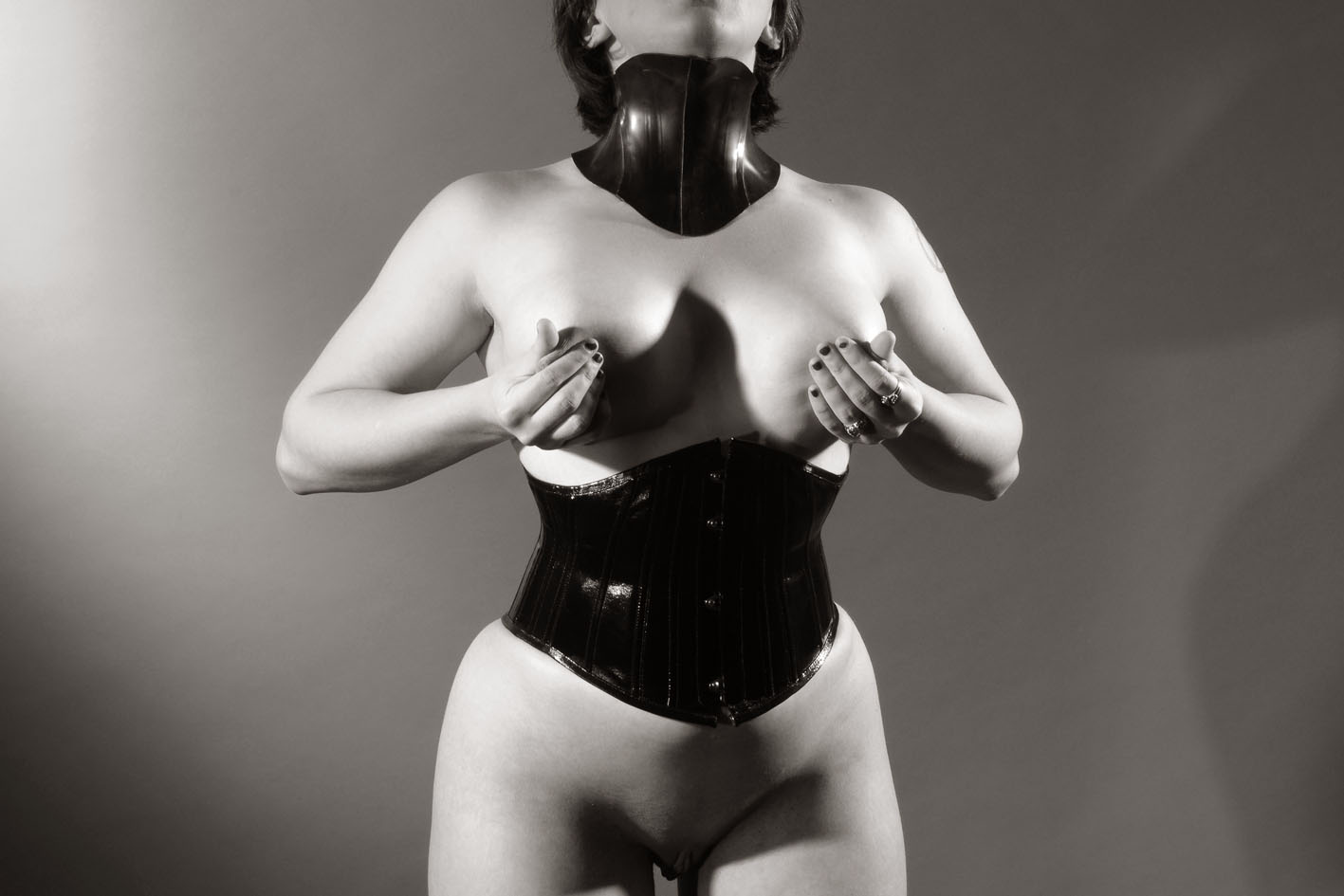 nice boob, brunette, slut, whore, hot female, pissing lover, anal lover, Bienvenue sur le site du photographe Jean-Paul Four. Vous pourrez dans cette galerie virtuelle acheter une photo �rotique d\'art unique de nu f�minin, une image �rotique chic. Welcome to the online shop of the French photographer Jean-Paul Four. Buy an unique art print